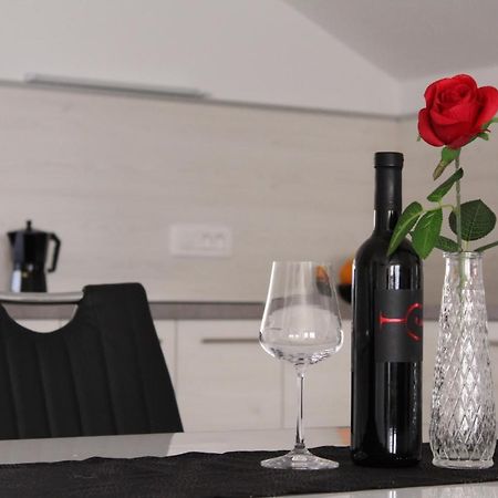 Top Floor Apartment Ζαντάρ Εξωτερικό φωτογραφία