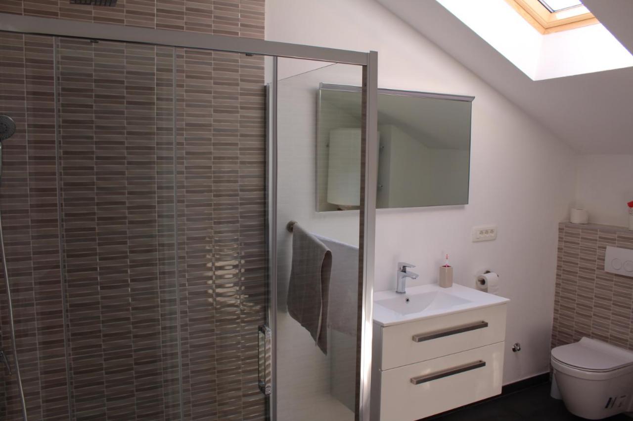Top Floor Apartment Ζαντάρ Εξωτερικό φωτογραφία